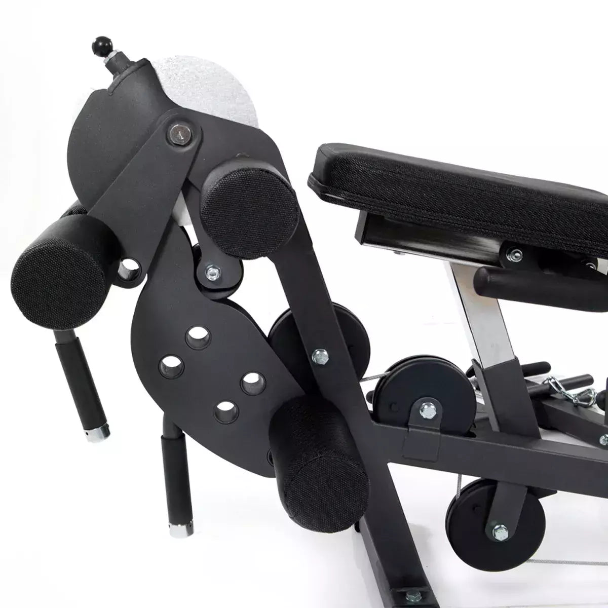 Autark 2200 Stazione Multifunzione Finnlo By Hammer Cod.3944 Pacco Pesi 80 Kg Con Possibilità Di Aumentare Di 20 Kg - Dimensioni 165 X 166 X 215 Cm
