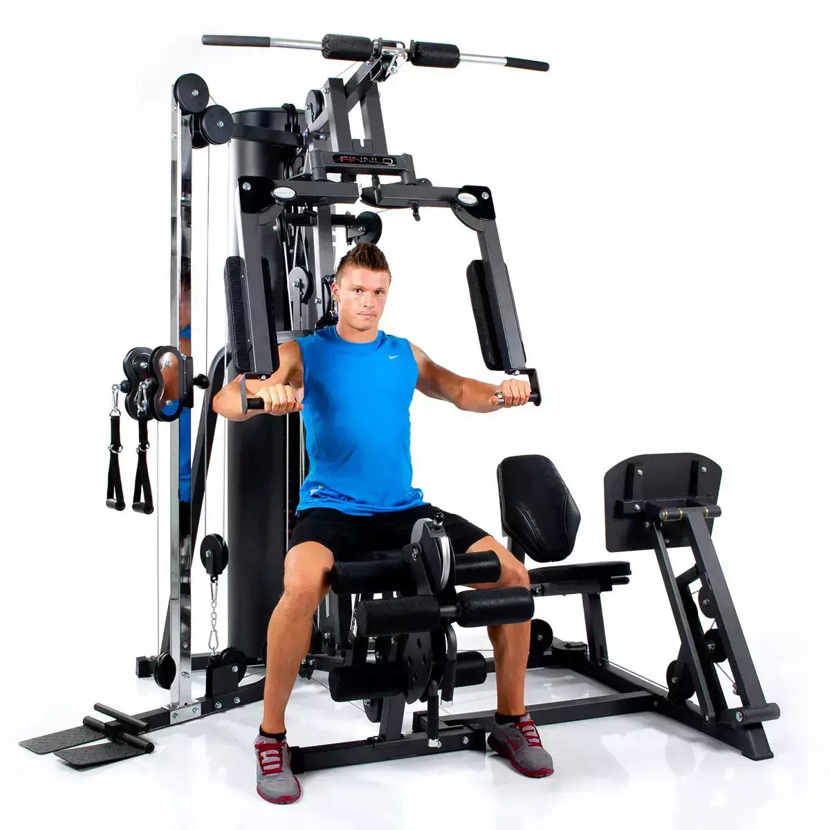 Autark 2500 Stazione Multifunzione Finnlo By Hammer Cod.3945 Pacco Pesi 80 Kg Con Possibilità Di Aumentare Di 20 Kg - Dimensioni 165 X 220 X 215 Cm Con Leg Press