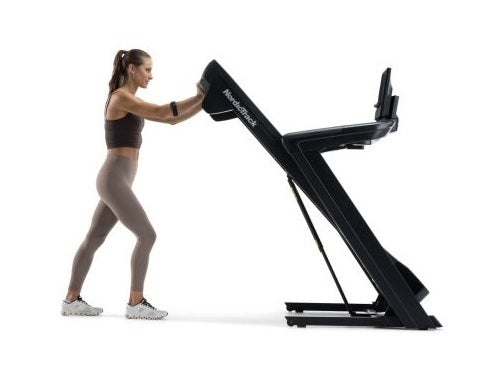 Promo COMMERCIAL LE con App Ifit integrata - TAPIS ROULANT NORDICTRACK piano corsa 152 x 55 cm - peso max utente 182 kg COD. NTL13125-INT