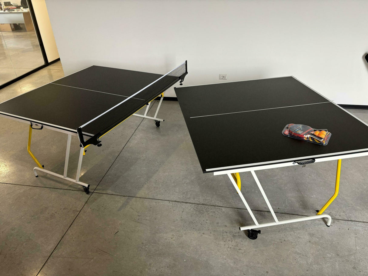Ping pong Richiudibile urban play mod. light regolamentare,trasportabile in valigia, da interno, racchette e palline colore nero