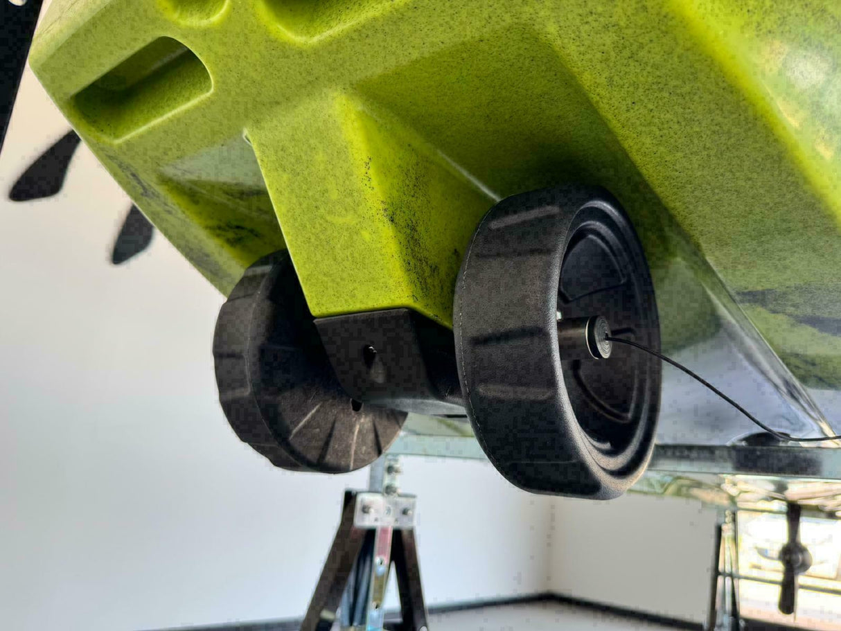 Kayak fishing a Pedali divisibile Big Mama Triken 330 Live S, con ruote e vasca del vivo - SCAFO GRIGIO NERO, gavone VERDE