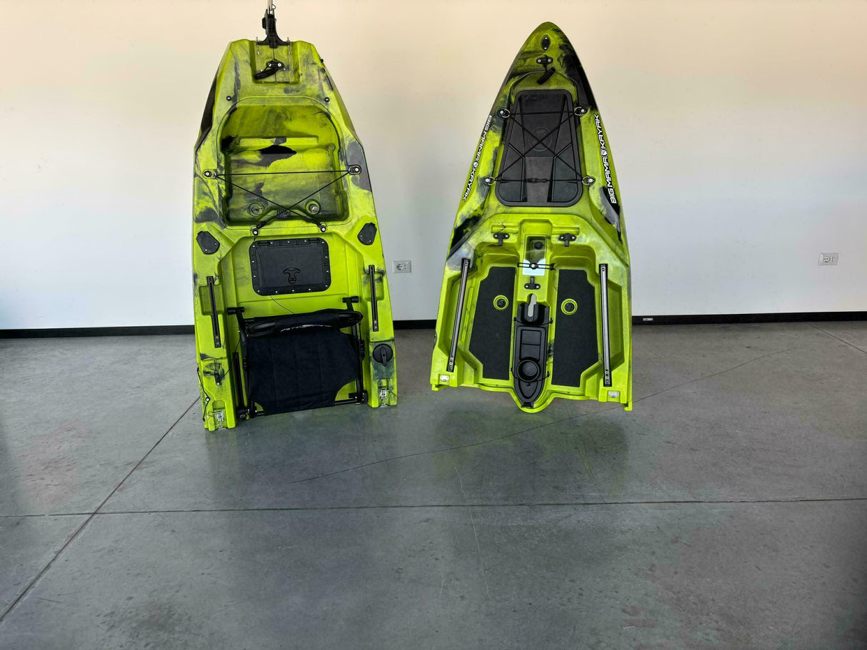 Kayak fishing a Pedali divisibile Big Mama Triken 330 Live S, con ruote e vasca del vivo - SCAFO GRIGIO NERO, gavone VERDE
