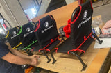 BIG MAMA KAYAK A PEDALI TRIKEN 330 - CANOA MONOPOSTO FISHING CON 4 PORTACANNE, 2 GAVONI, TIMONE, SISTEMA DI PEDALI, SEDILE RIALZATO, 11 BARRE DI SCORRIMENTO ver. coperchio azzurro