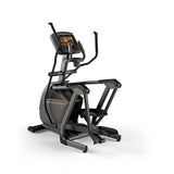 RECUMBENT BIKE R30 CON CONSOLE XER, professionale, con accesso facilitato, stabile e versatile. La nostra bike R30 include le esclusive tecnologie Dual Form Frame e Comfort Arc Seat. Linea Matrix.