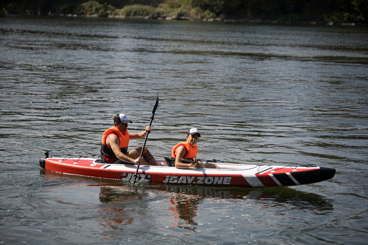 V-shape Duo Kayak - JBAY.ZONE Lunghezza 426cm + Seduta Semi-Rigida + Pagaia in Alluminio + Zaino Trasporto + Pompa + Kit Riparazioni + Valvola Scarico Rapido Linea Jbay.zone - TIMESPORT24