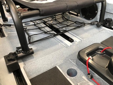 BIG MAMA KAYAK A PEDALI TRIKEN 330 - CANOA MONOPOSTO FISHING CON 4 PORTACANNE, 2 GAVONI, TIMONE, SISTEMA DI PEDALI, SEDILE RIALZATO, 11 BARRE DI SCORRIMENTO ver. coperchio azzurro - TIMESPORT24